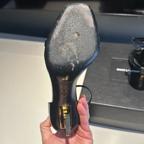 BEAUTIFUL YSL logo heel strappy sandals, size 6 1/2! - Picture 6 of 7